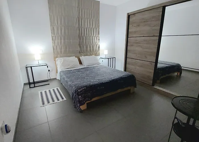 Julia\'S Residence